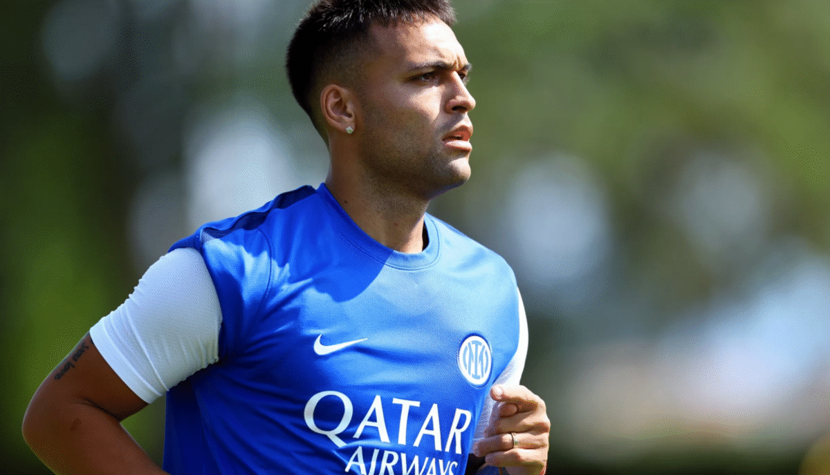 Lautaro-Thuram-e-Stones-primo-allenamento-ad-Appiano-Gentile-08-09-2026_03_15_PM