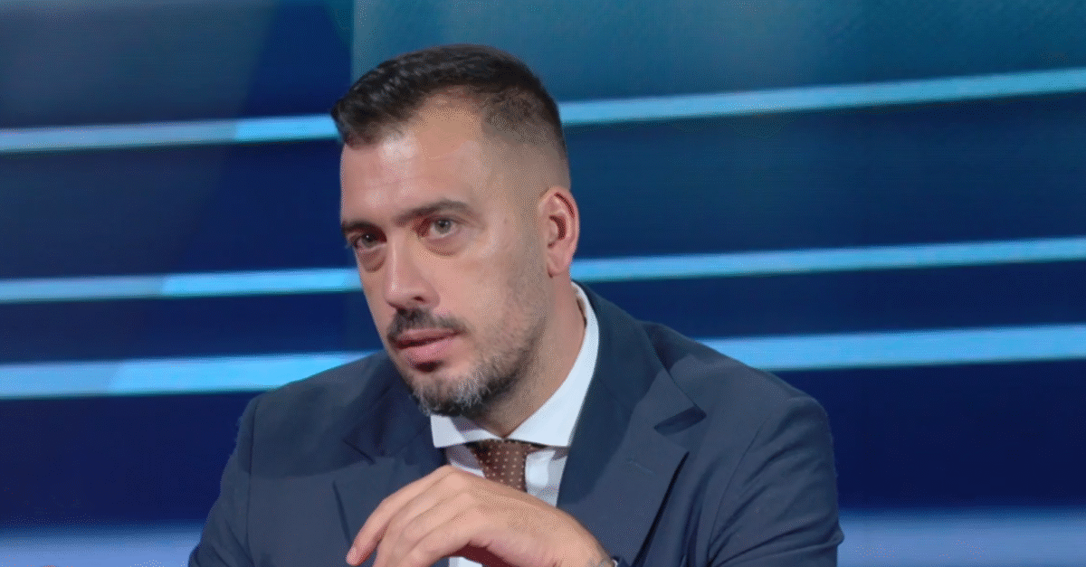 Pressing-Domeniva-23-agosto-Video-Mediaset-Infinity-08-24-2026_07_48_AM (1)