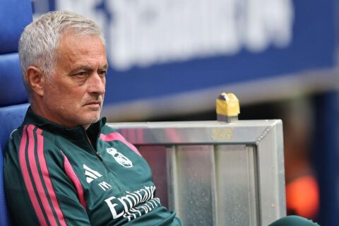 mourinho panchina schalke04 real