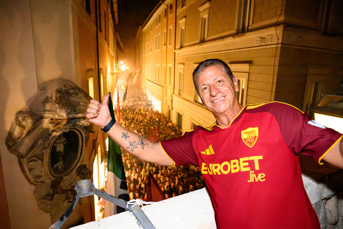 AS Roma Celebrate 99th Anniversary