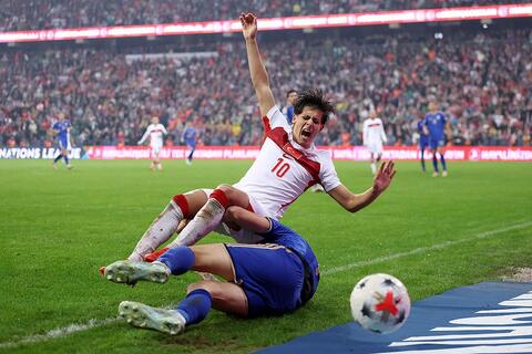bastoni fa volare arda guler (1)