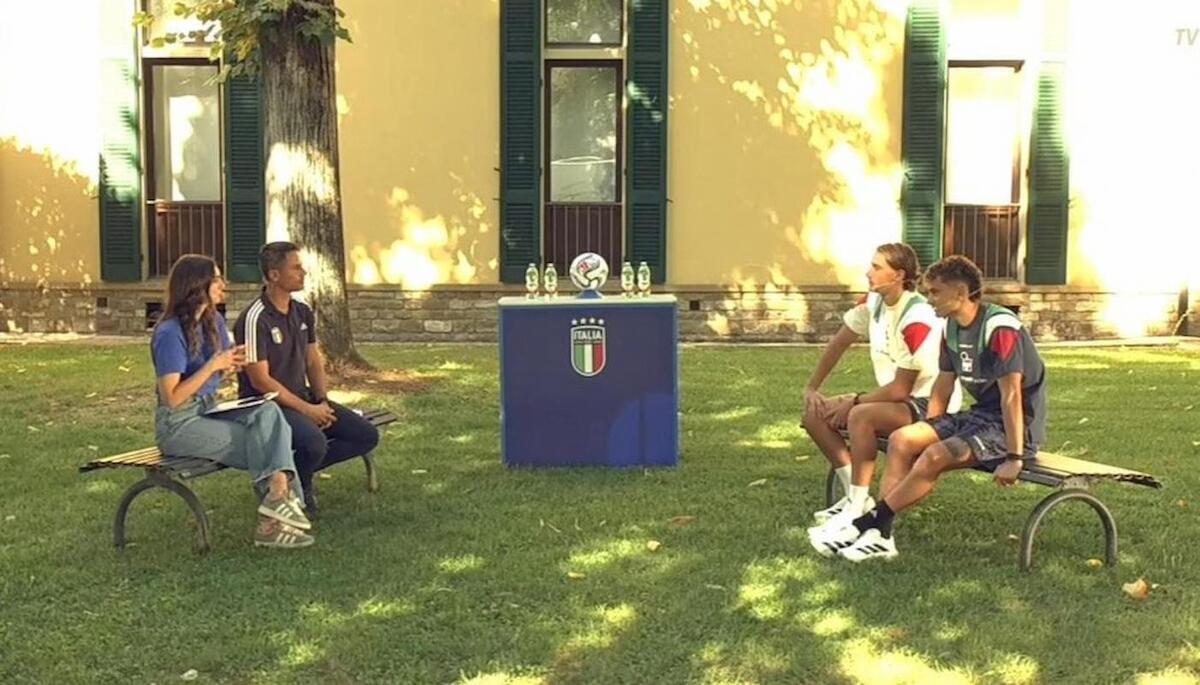 pio e seba esposito viva azzurro