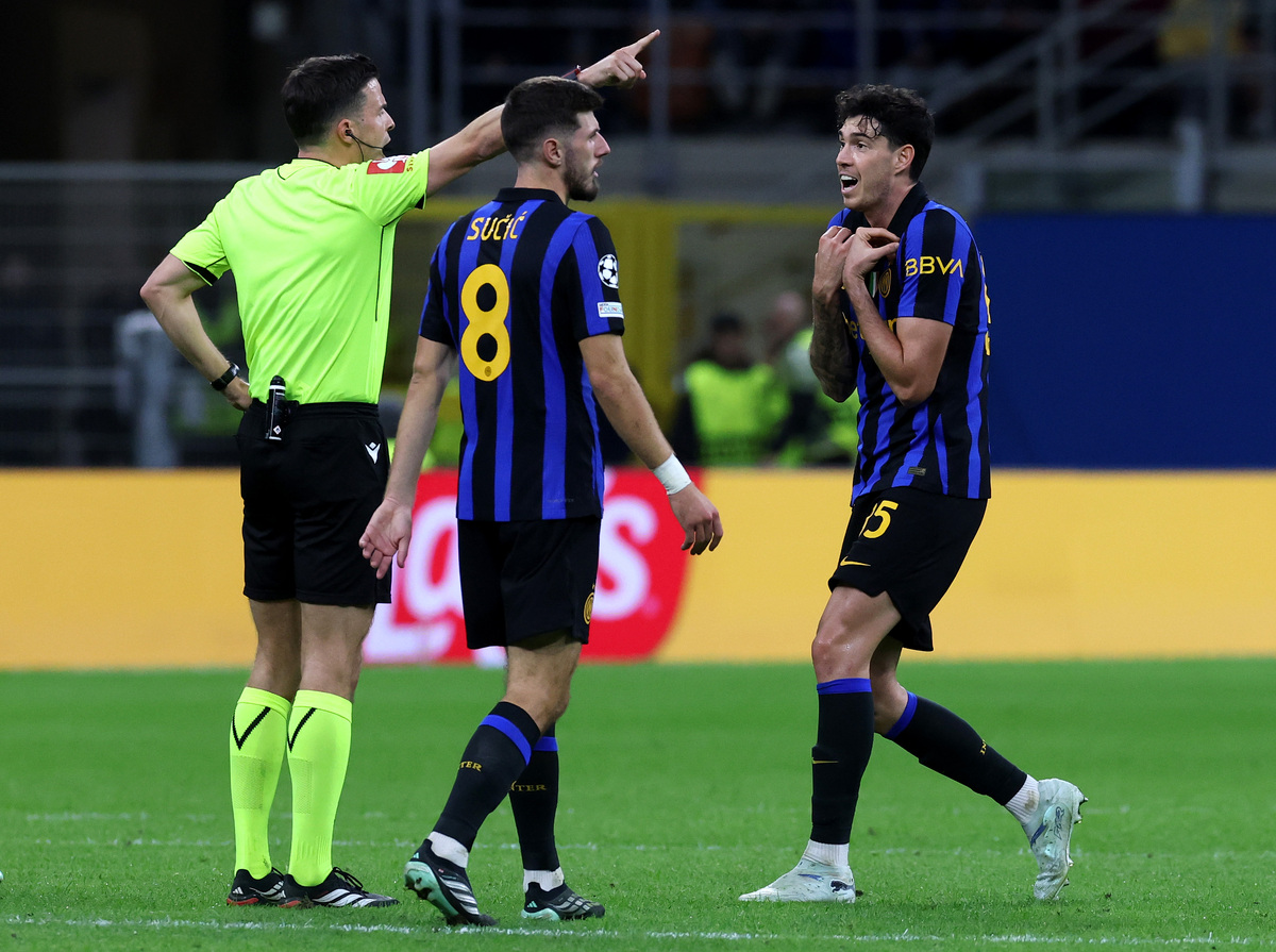 Inter Bastoni espulsione