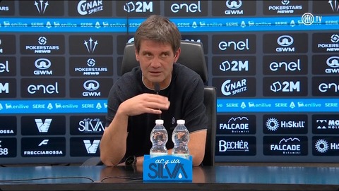Chivu conferenza