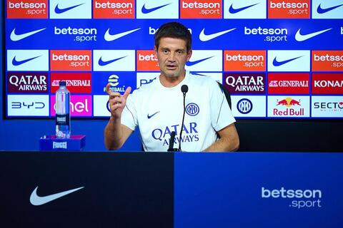 chivu milan inter conferenza appiano