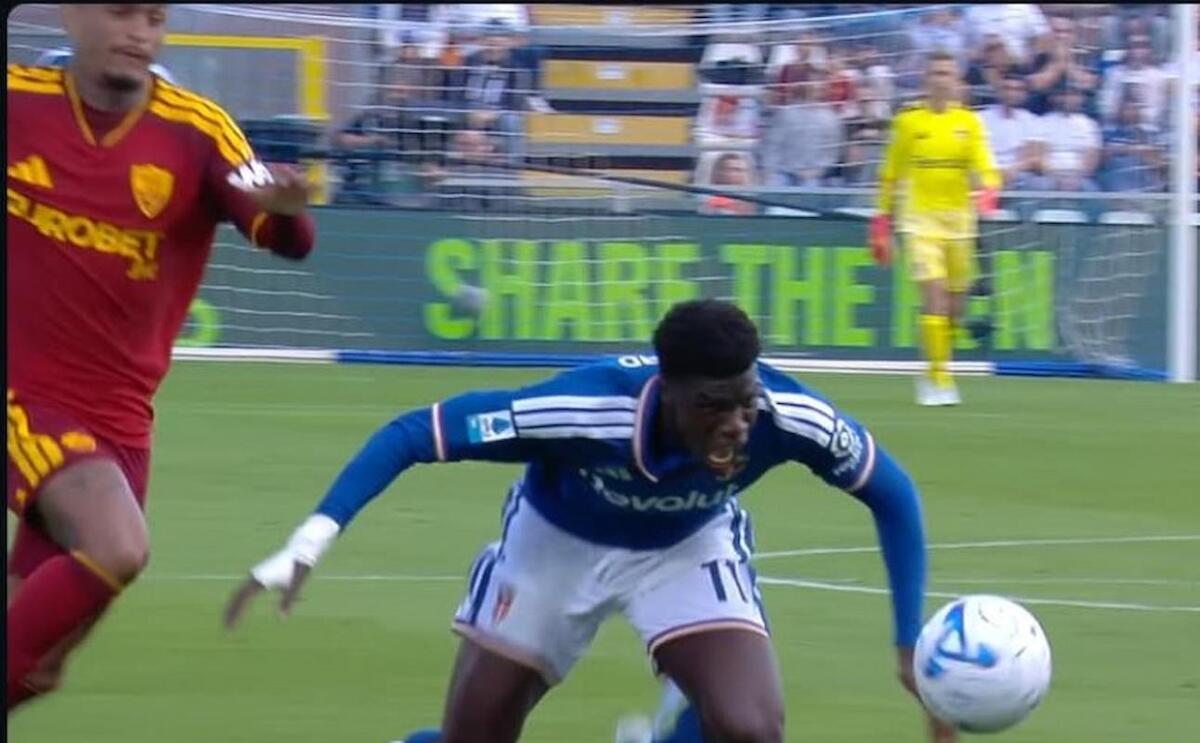 dazn fallo diao wesley (1)