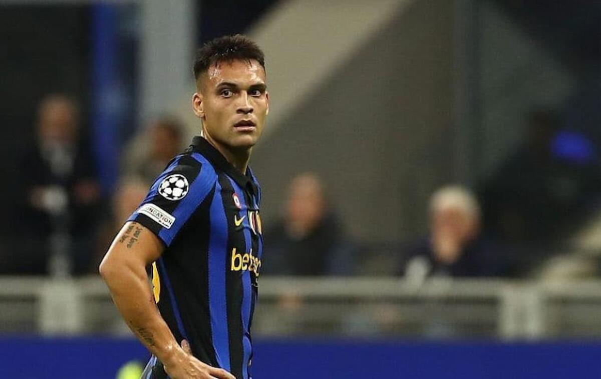 lautaro martinez champions san siro (1)