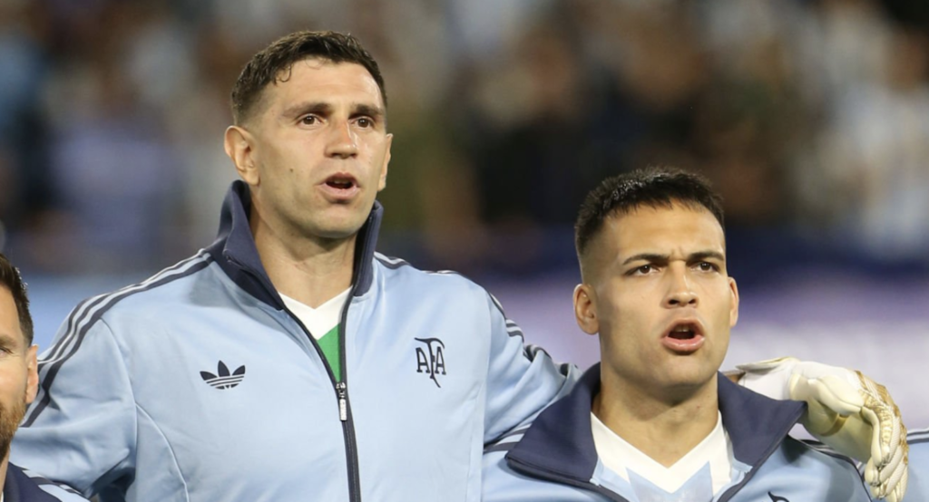 Dibu Martinez Lautaro