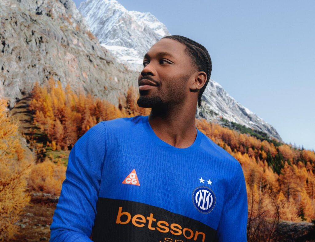 Thuram con la quarta maglia