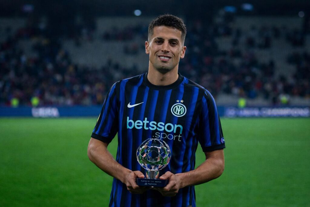 Cancelo, tutto in mano al Barcellona