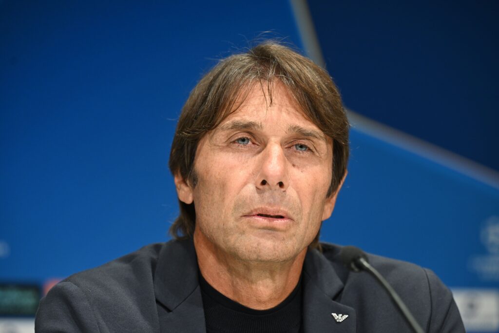 SSC Napoli Training Session &amp; Press Conference