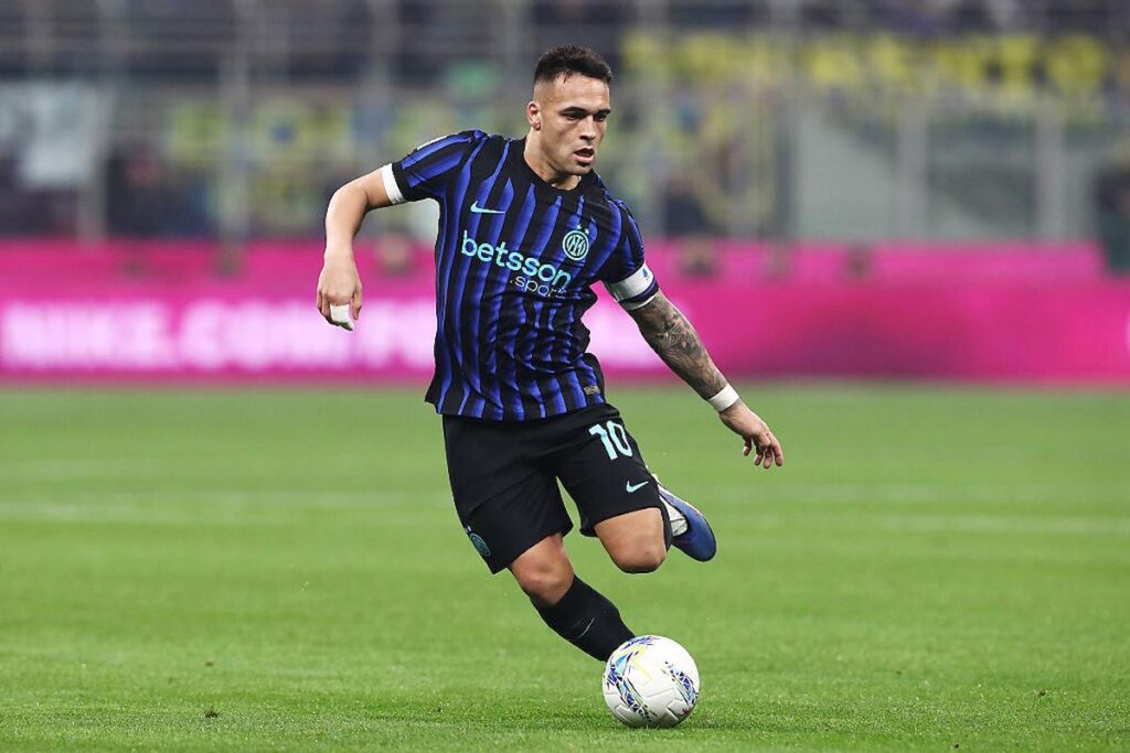 lautaro martinez (2)