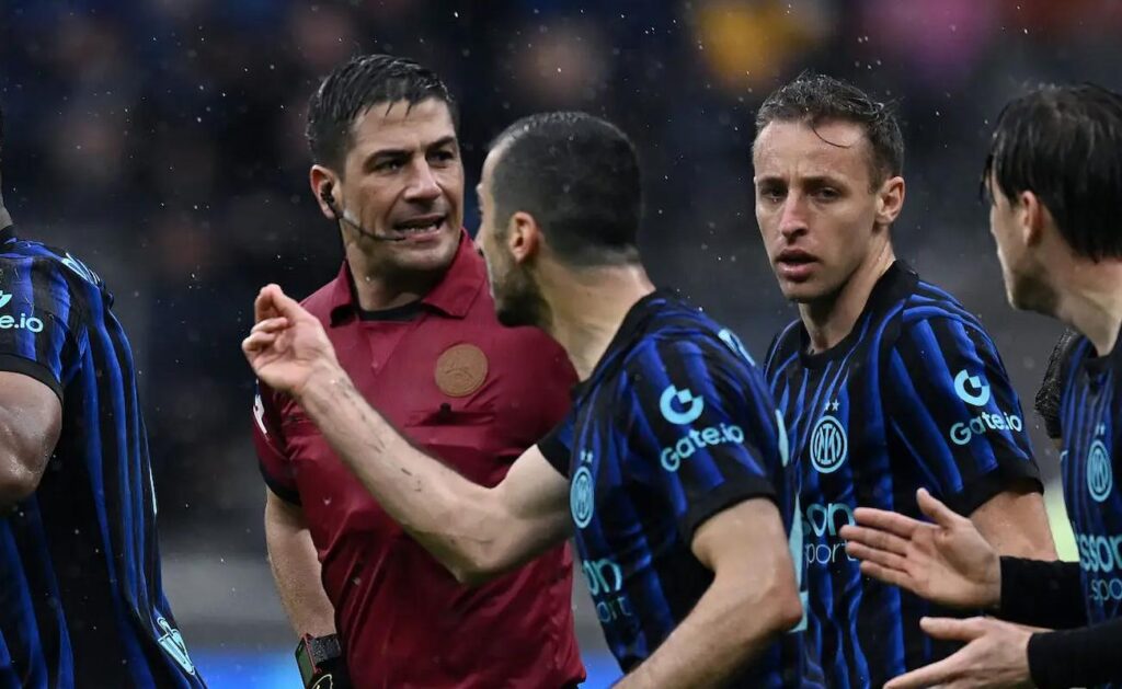 Inter derubata e forse finalmente in dirigenza hanno capito
