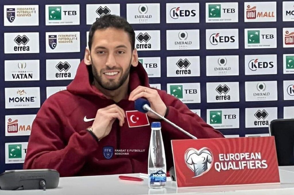 Conferenza Calhanoglu