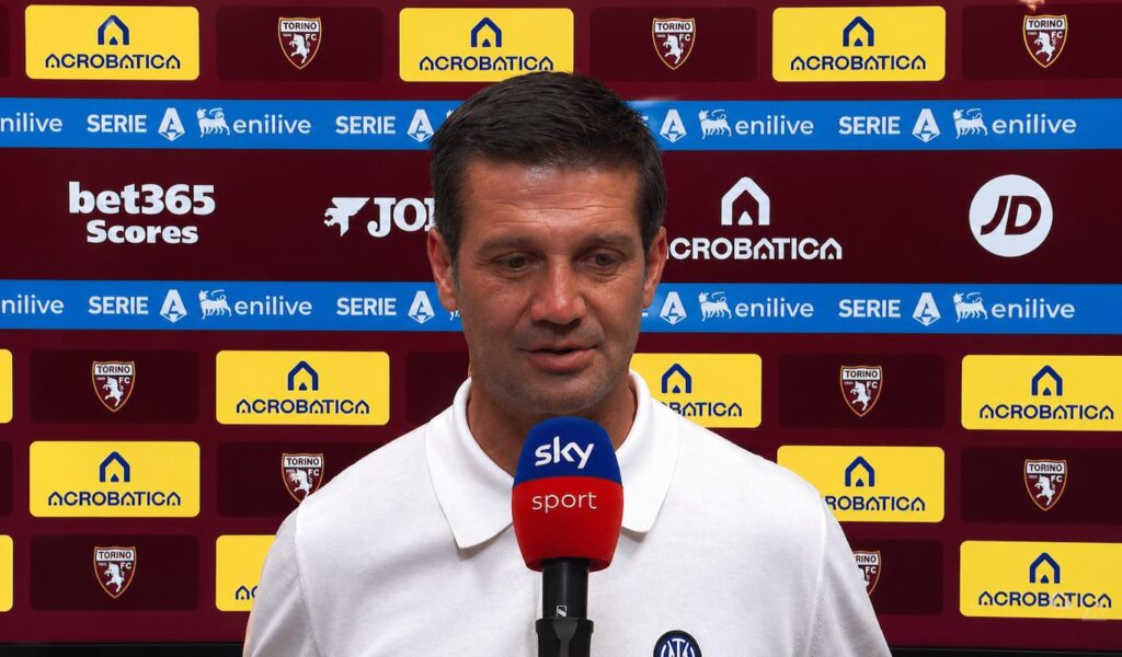 Chivu a Sky