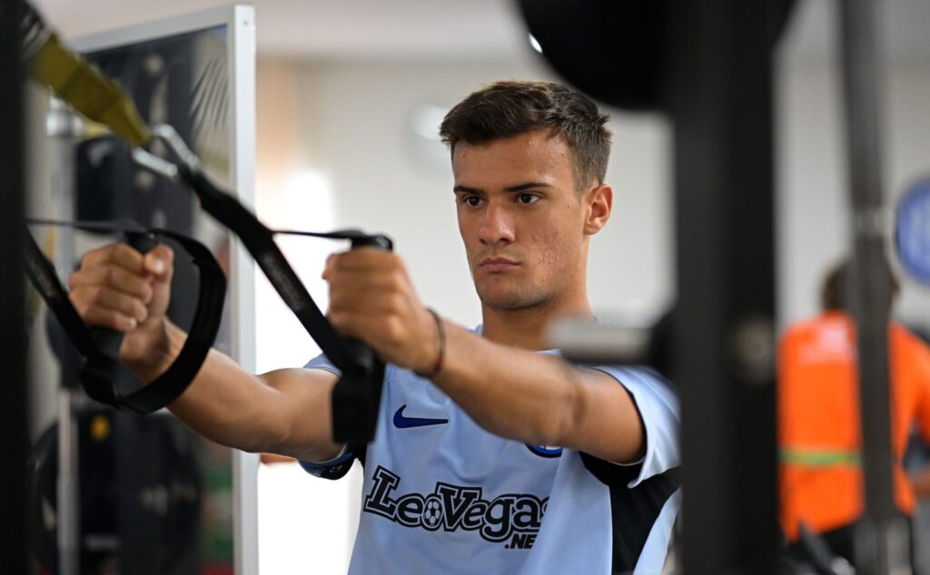 Aleksandar Stankovic FC Internazionale Training Session