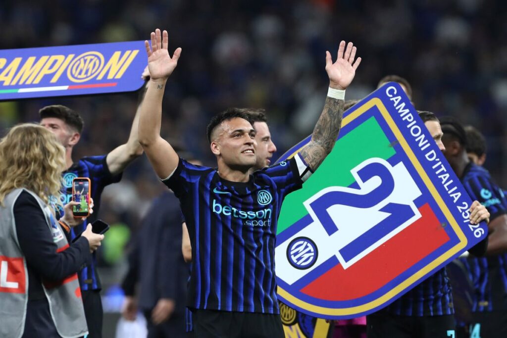 FC Internazionale v Parma Calcio 1913 - Serie A