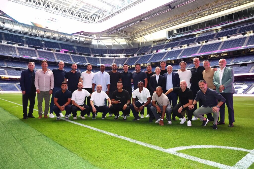 Real-Madrid-Leyendas-v-Inter-Legends-Corazon-Classic-Match