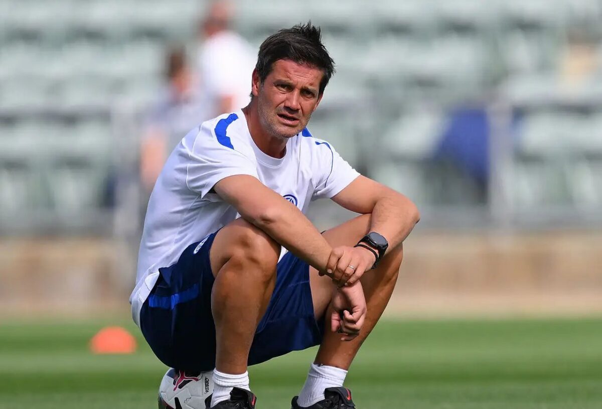 Chivu dirige l'allenamento a Perth